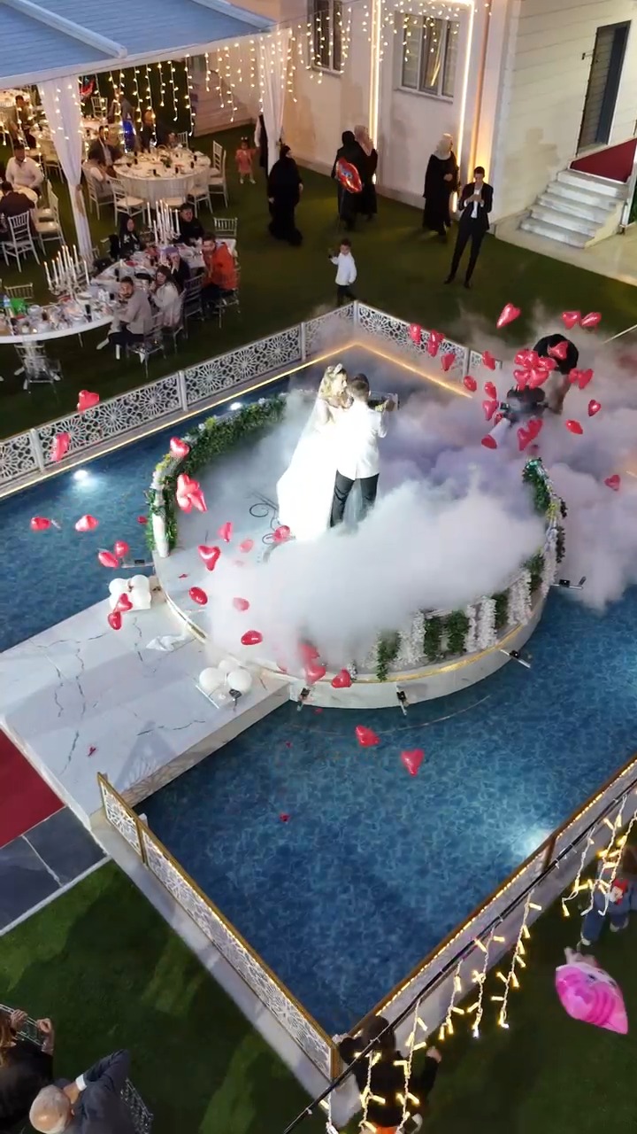 Bayramoğlu Pool Garden Kır Düğün Salonunda Unutulmaz Bir An !